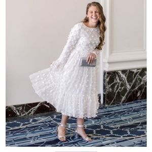 Dainty jewells white dress with white flowers size medium